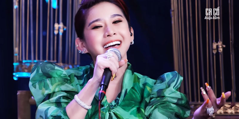 Tân Cổ Giao Duyên